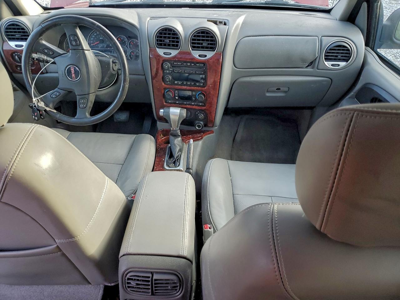 GMC Envoy Slt Image 5