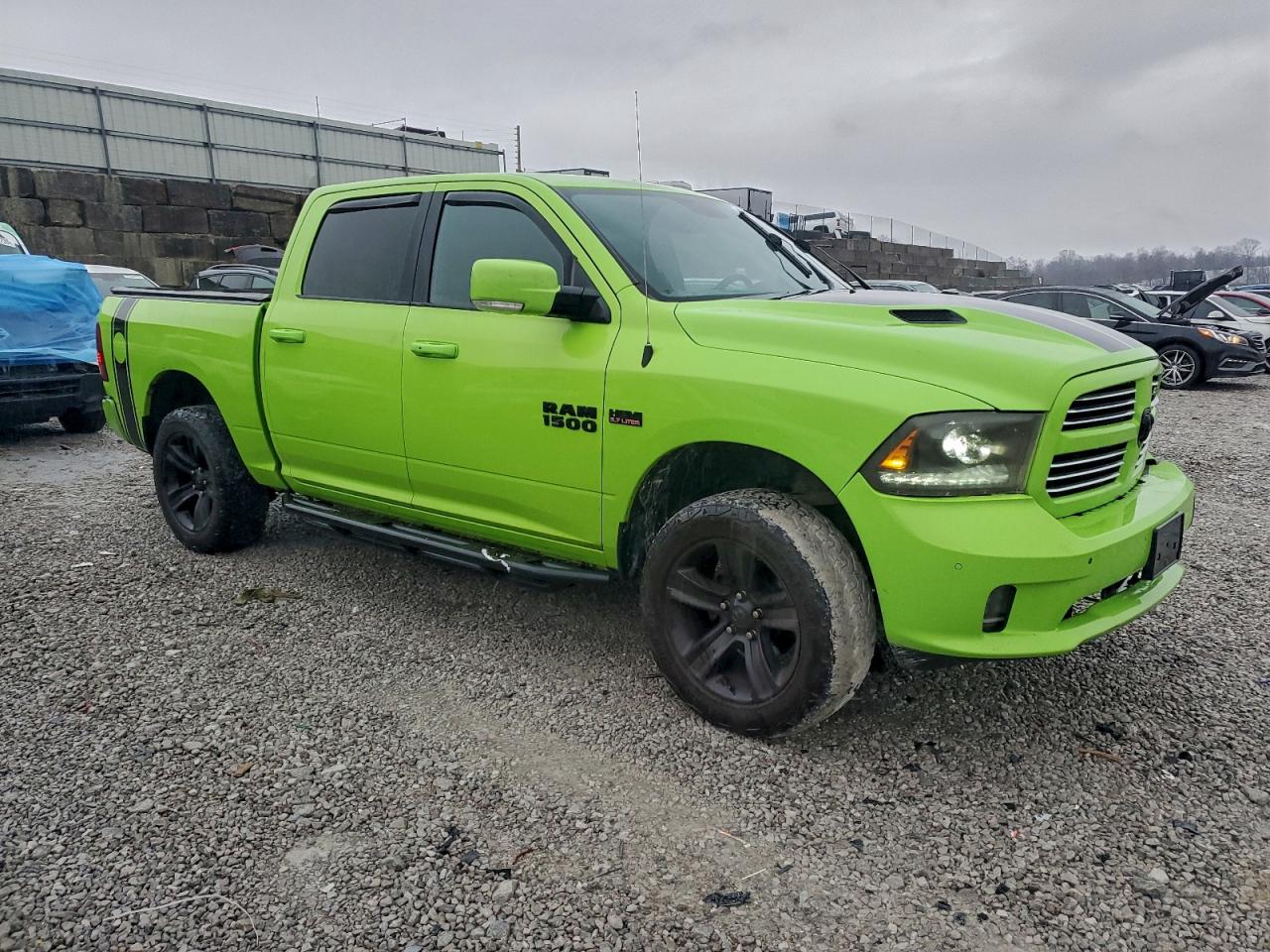 Ram 1500 Sport Image 2
