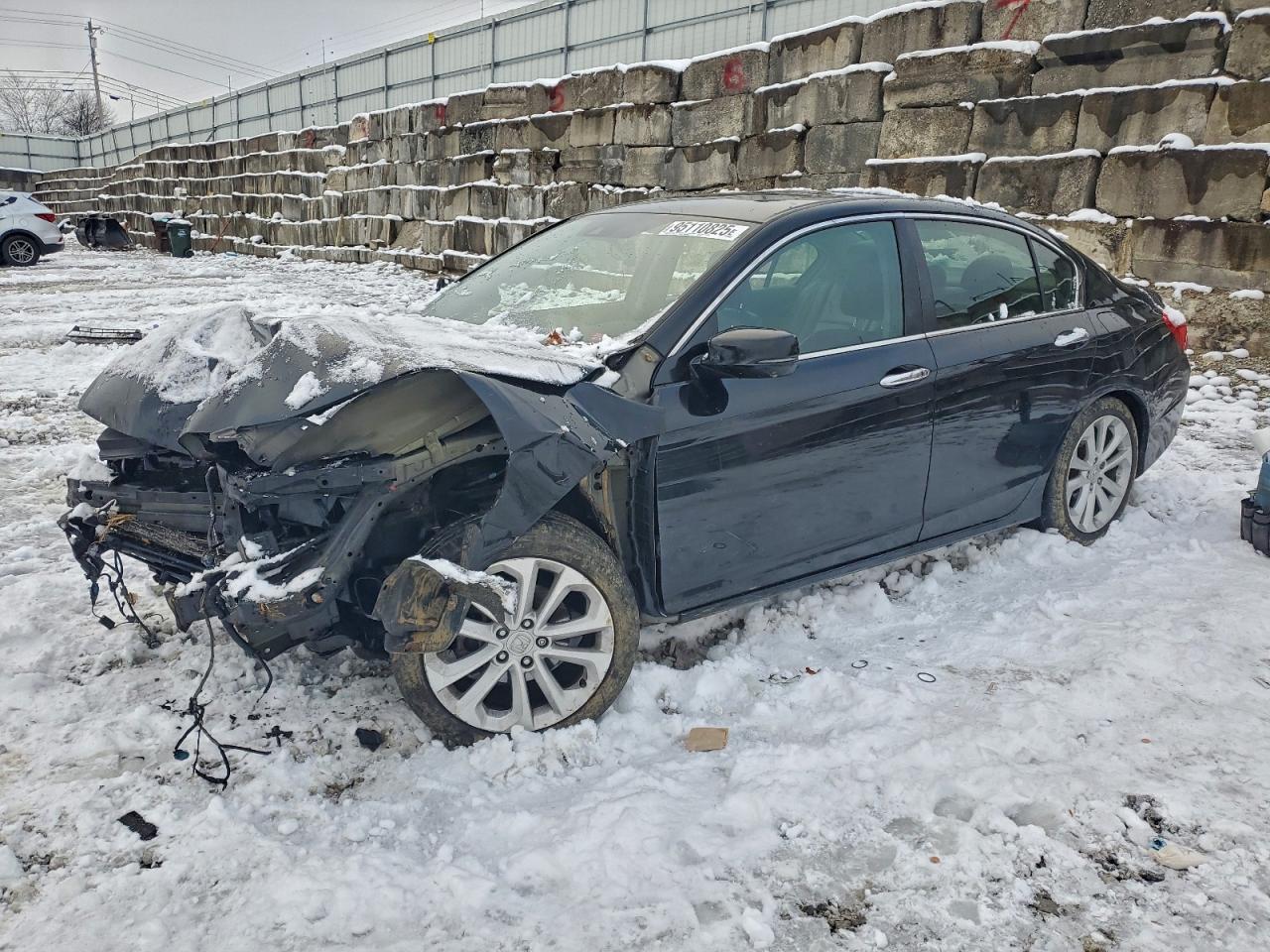 Honda Accord Touring Image 1