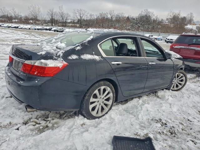 Honda Accord Touring Image 7