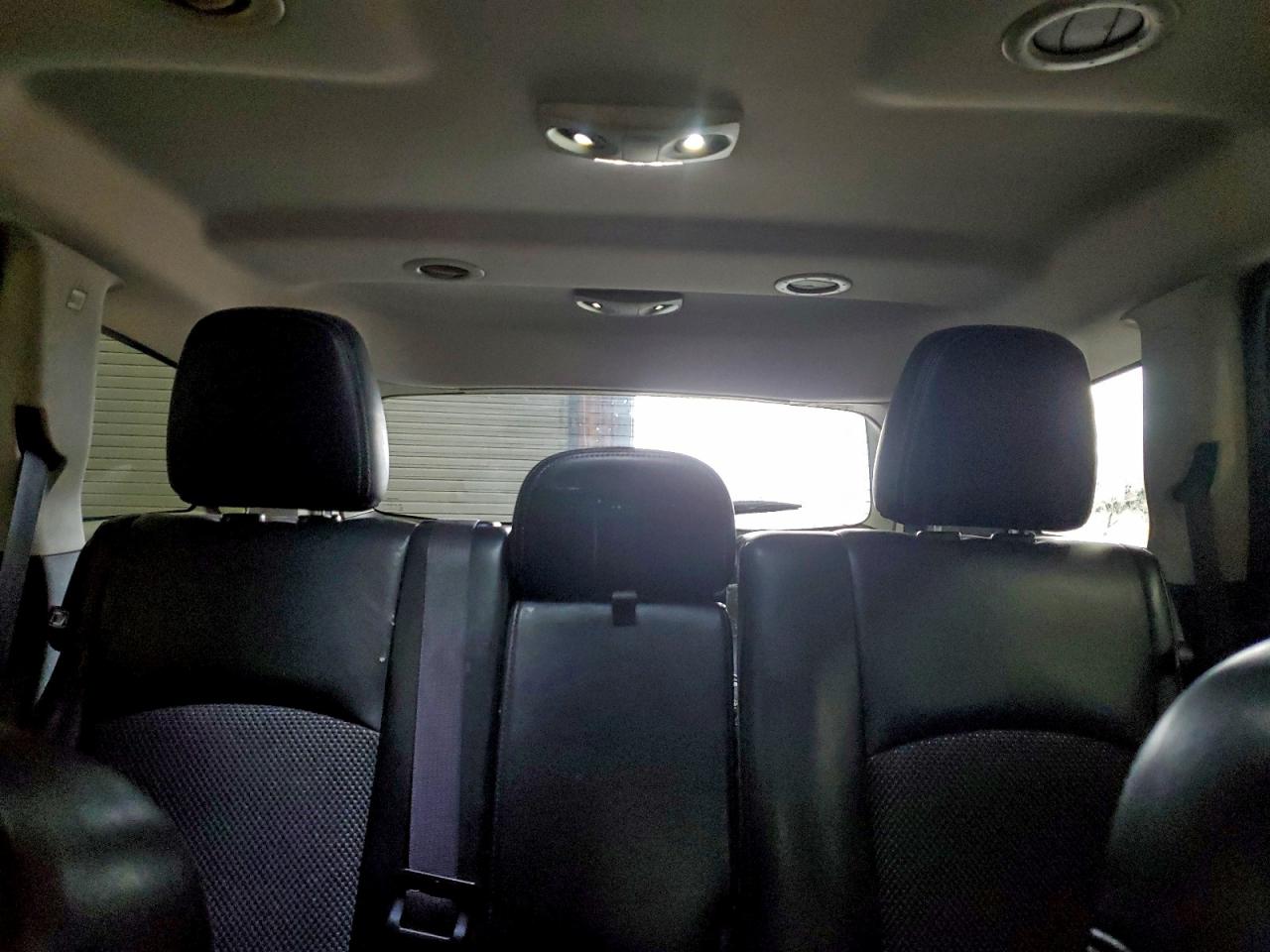 Dodge Journey Crossroad Image 9