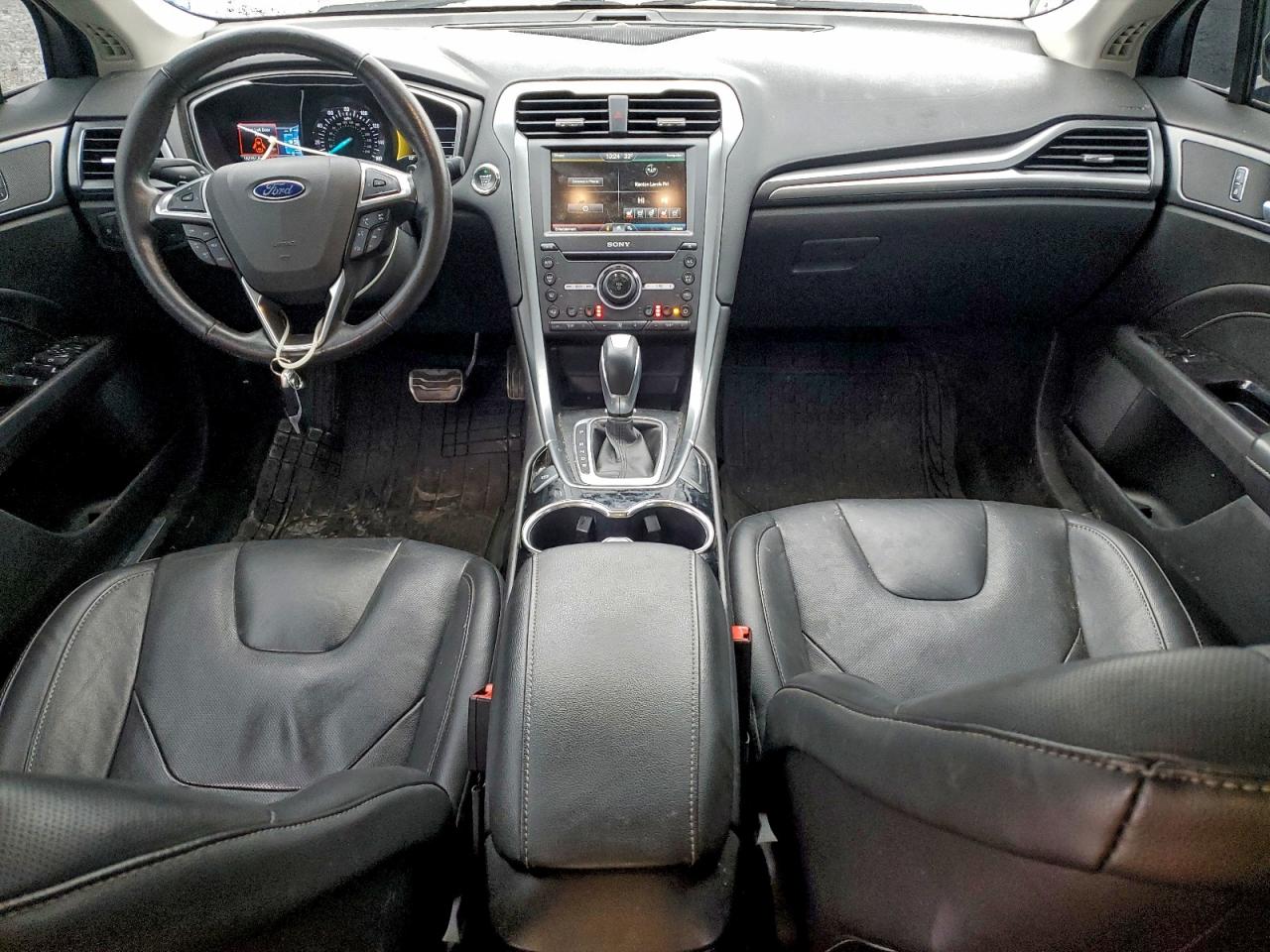 Ford Fusion Titanium Image 6