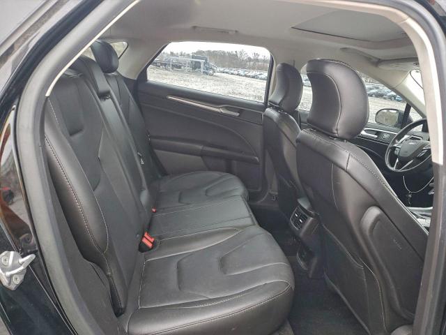 Ford Fusion Titanium Image 10