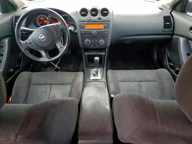 Nissan Altima Base Image 7