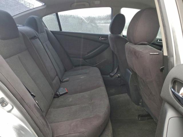 Nissan Altima Base Image 3