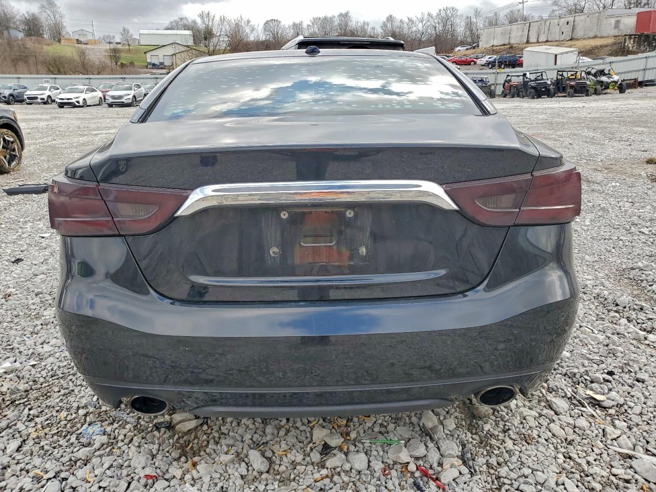 Nissan Maxima 3.5s Image 6