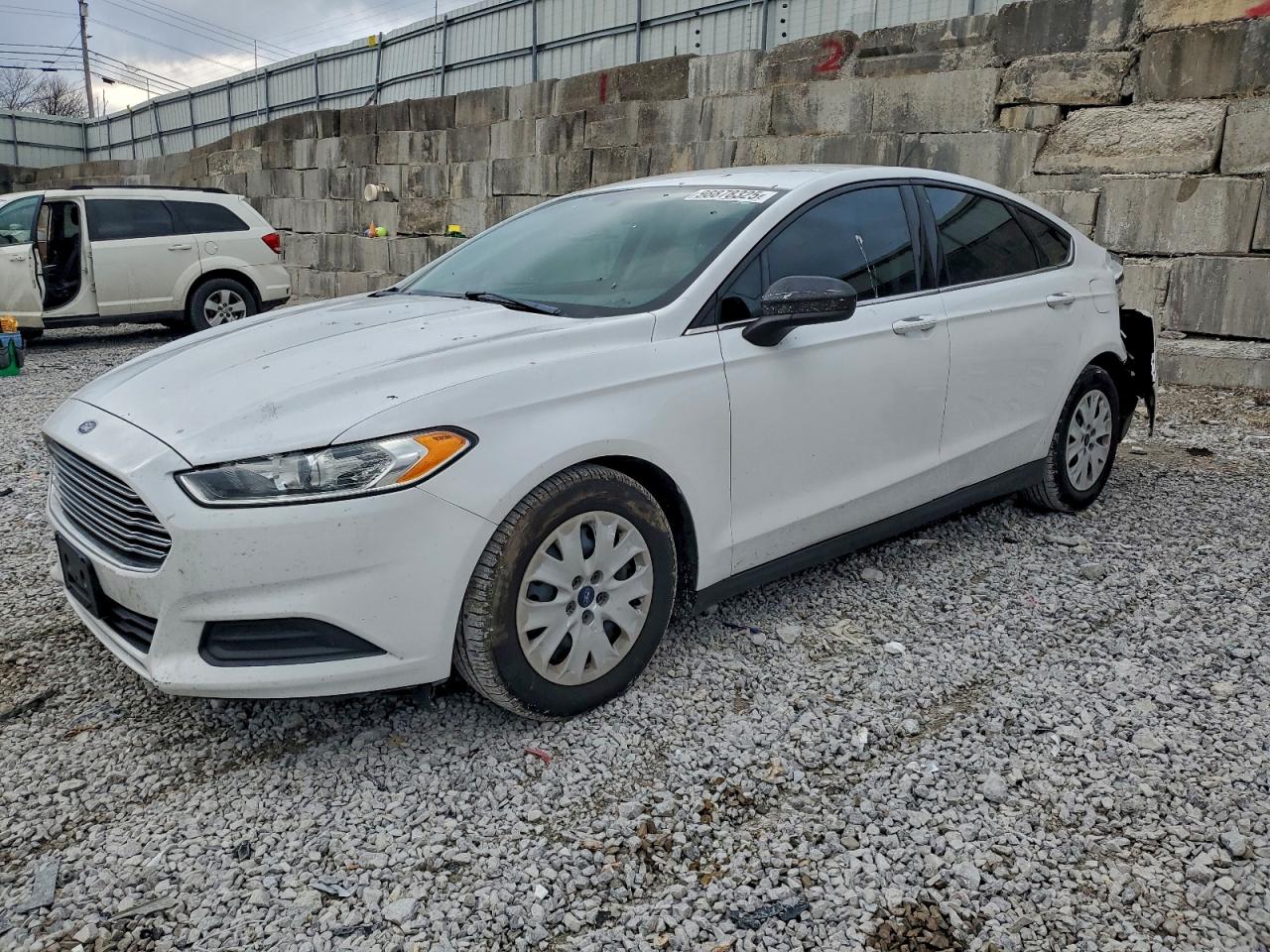 Ford Fusion S Image 1