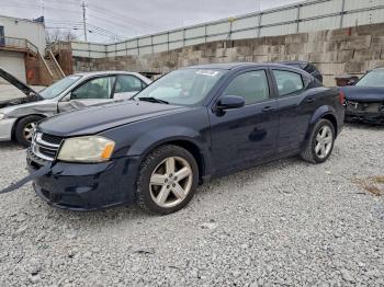  Salvage Dodge Avenger