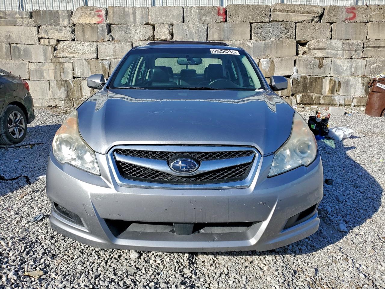 Subaru Legacy 2.5i Limited Image 11