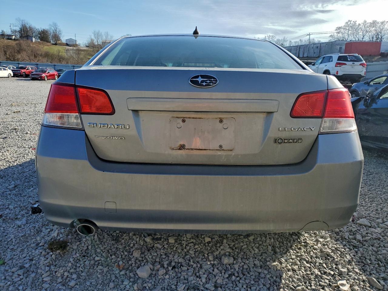Subaru Legacy 2.5i Limited Image 5