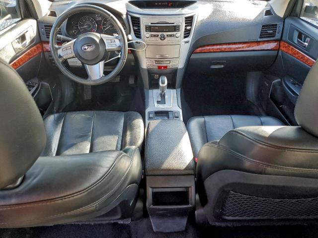 Subaru Legacy 2.5i Limited Image 4