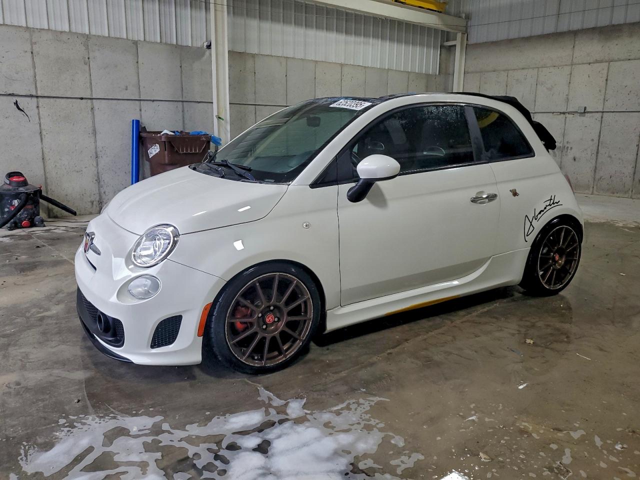 FIAT 500 Abarth Image 1