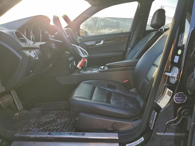 Mercedes-Benz C-Class 300 4matic Image 8