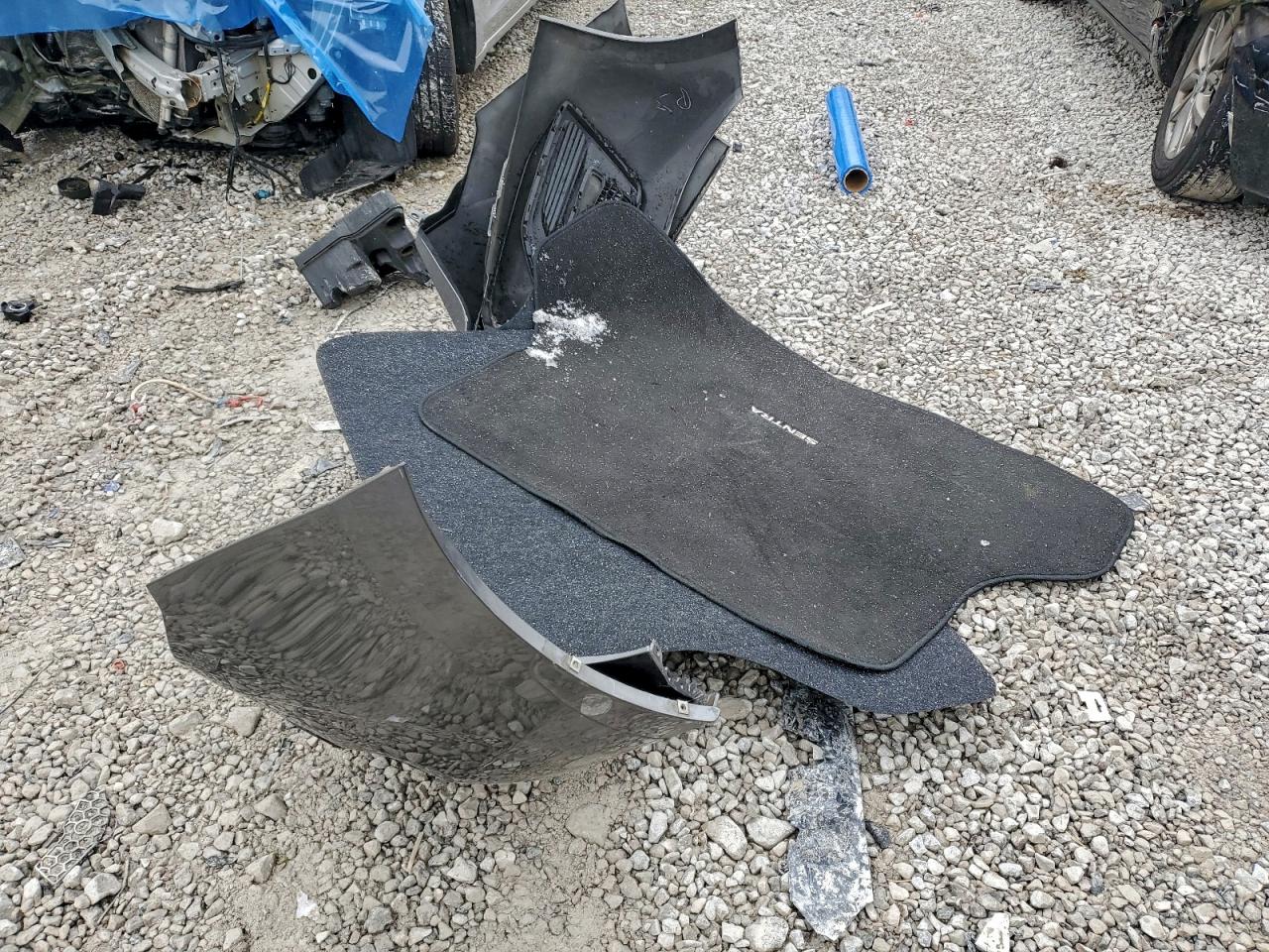 Nissan Sentra S Image 11