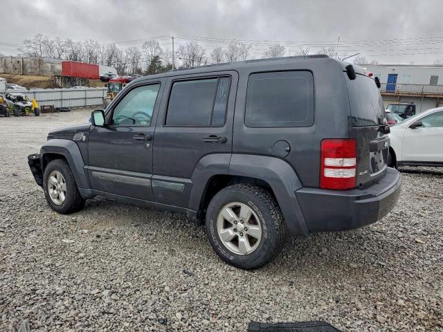 Jeep Liberty Sport Image 10