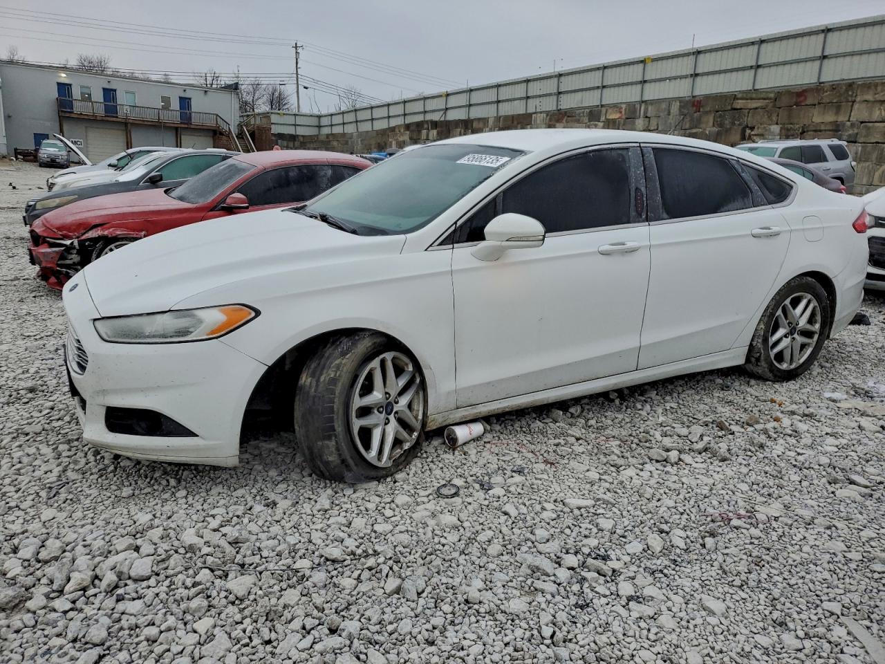 Ford Fusion Se Image 1