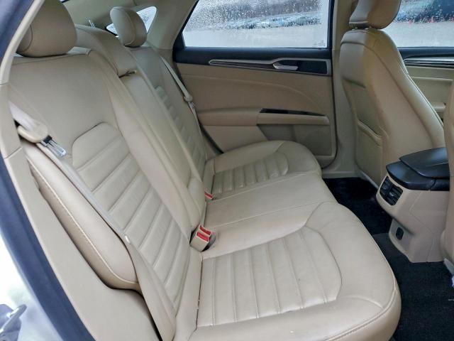 Ford Fusion Se Image 8