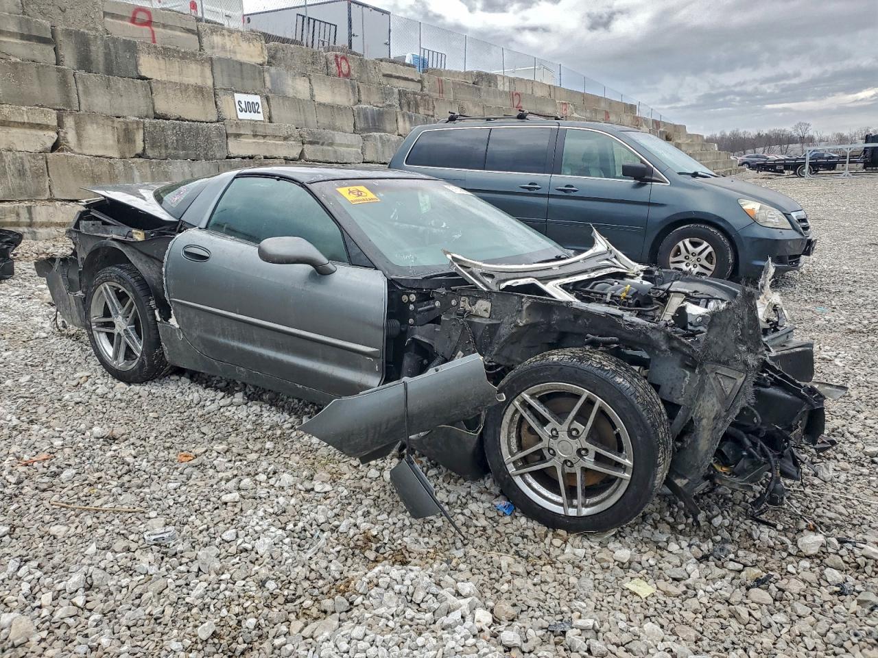 Chevrolet Corvette Image 3