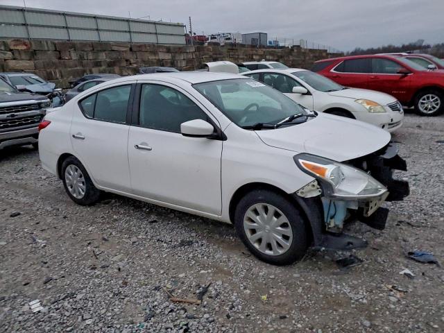 Nissan Versa S Image 4