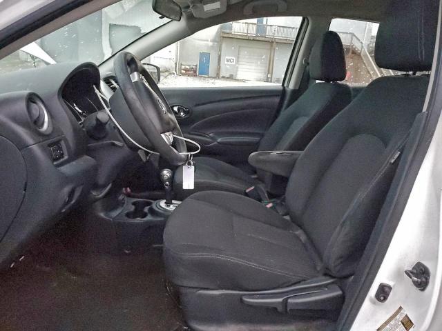 Nissan Versa S Image 12