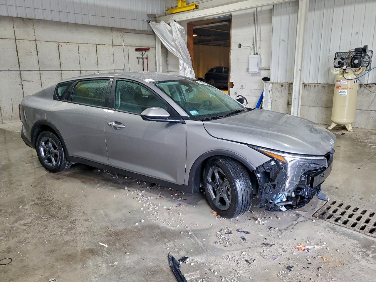 Kia K4 Lx Lx Image 12