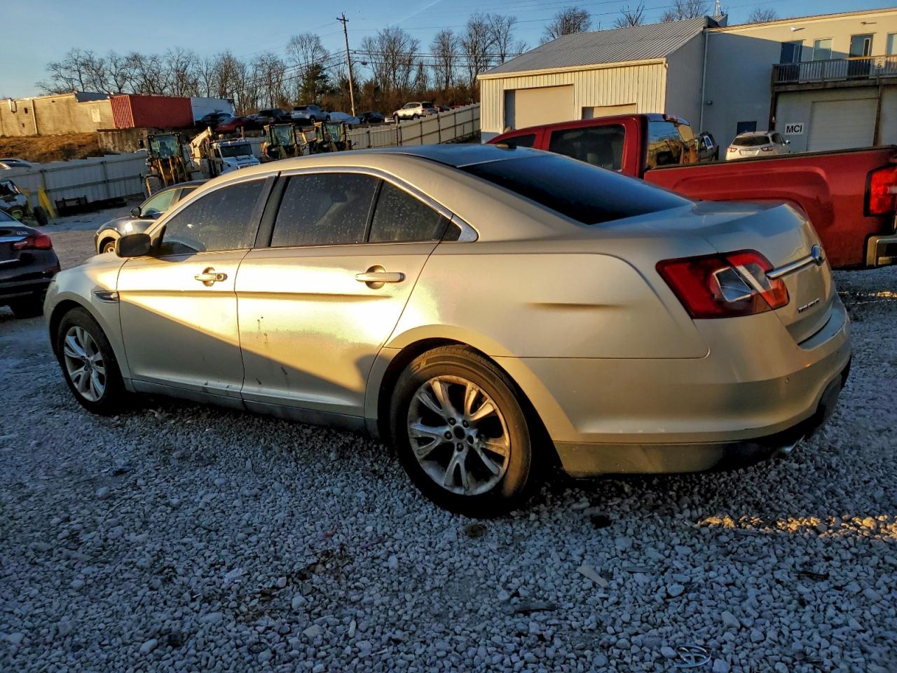 Ford Taurus Sel Image 2