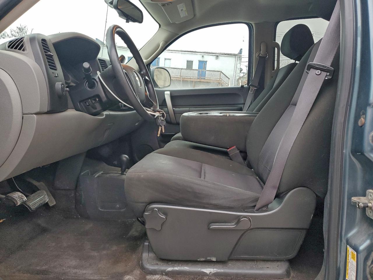 Chevrolet Silverado K1500 Ls Image 5